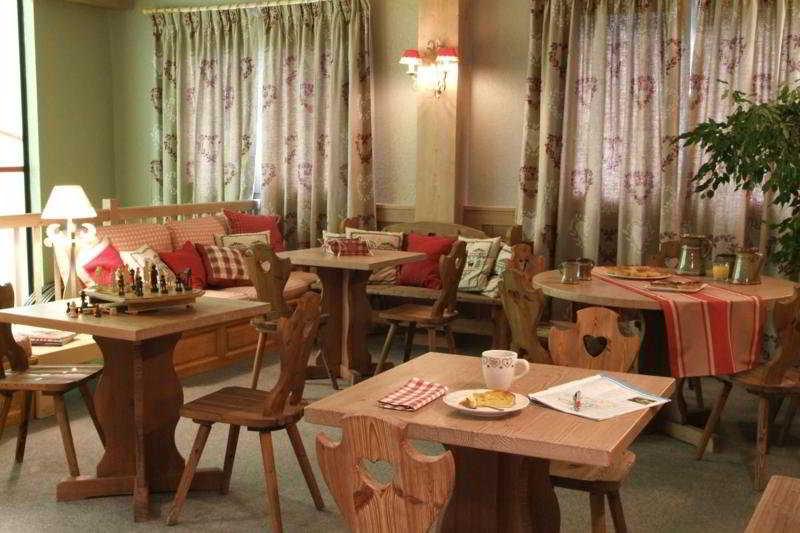 Hotel Restaurant La Tourmaline لا بلاني المطعم الصورة